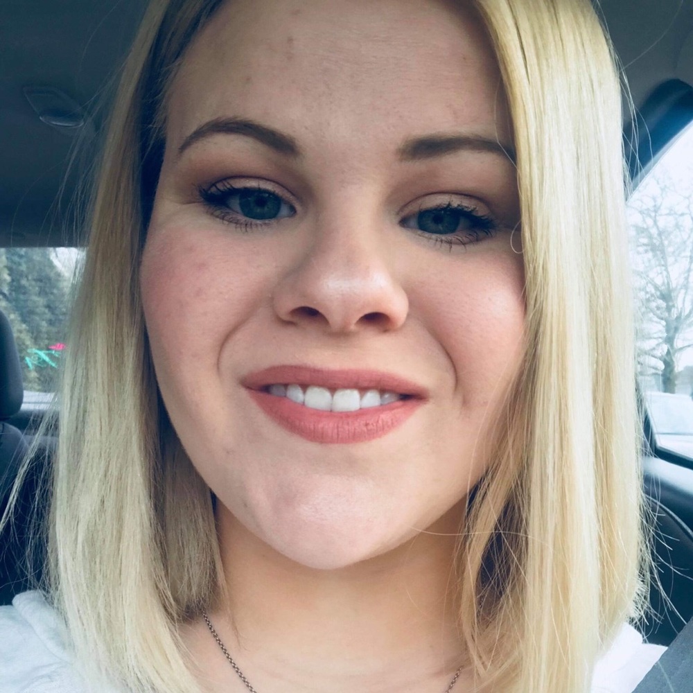Meet your Posher, Amanda